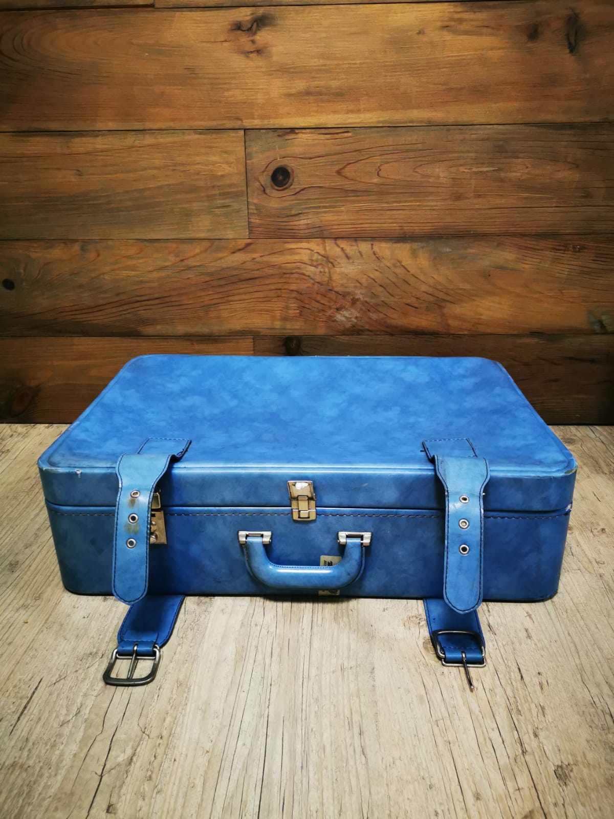 Valises bleues des années 1960 - France